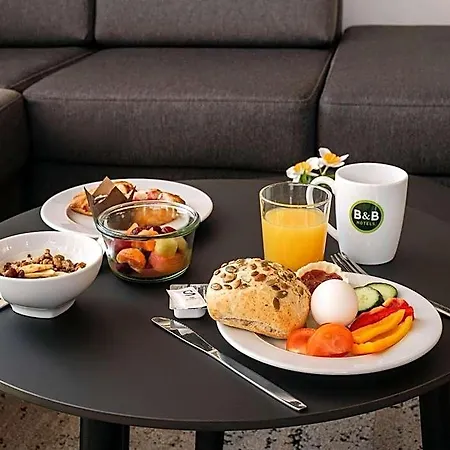 Graz-hbf 3* Štýrský Hradec
